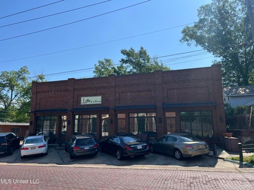 304-300 Monroe St, Clinton, MS, 39056-4208 | Card Image