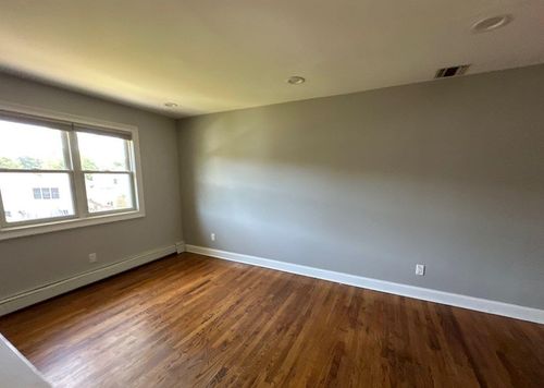 58 Hauppauge Rd, Hauppauge, NY, 11788-3505 | Card Image