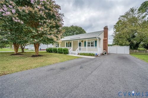 6327 Draperfield Rd, Mechanicsville, VA, 23111-5317 | Card Image