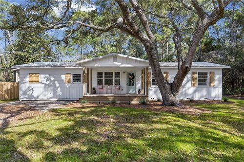 410 Bienville Blvd, Dauphin Island, AL, 36528-4531 | Card Image