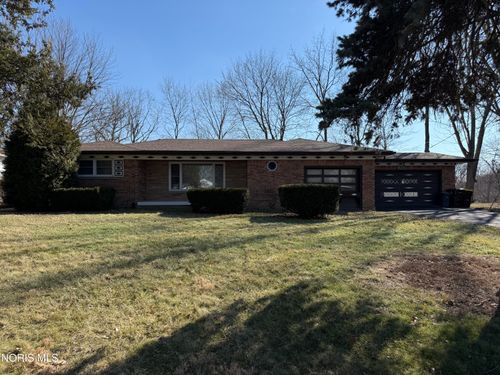 921 Lincoln Dr, Defiance, OH, 43512-2913 | Card Image