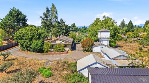 815 Blessing Way, Sebastopol, CA, 95472 | Card Image