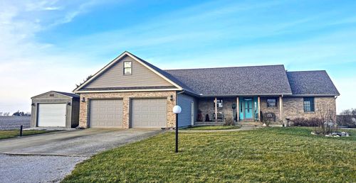 205 Hawks Lane, Broadlands, IL, 61816 | Card Image