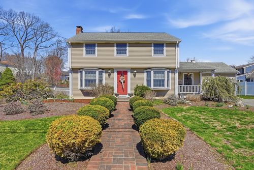 9 Doris Rd, Braintree, MA, 02184-5907 | Card Image