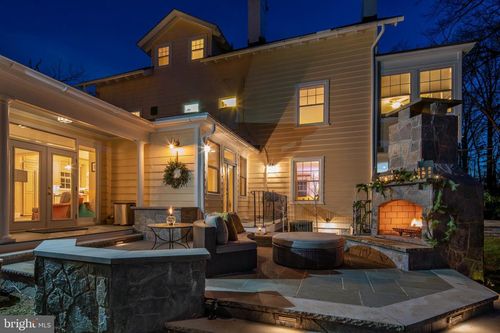 5809 Grosvenor Ln, Bethesda, MD, 20814-1835 | Card Image