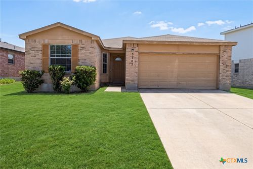 5707 Schneider Dr, Killeen, TX, 76542-4692 | Card Image