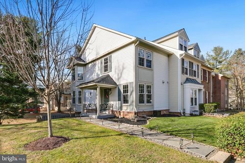 8736 Ravenglass Way, MONTGOMERY VILLAGE, MD, 20886-4343 | Card Image