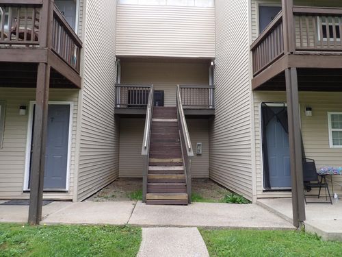 9-35 Ashwood Ct, Frankfort, KY, 40601-1478 | Card Image