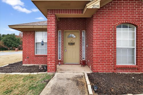 2029 Laney Dr, Sanger, TX, 76266-9175 | Card Image