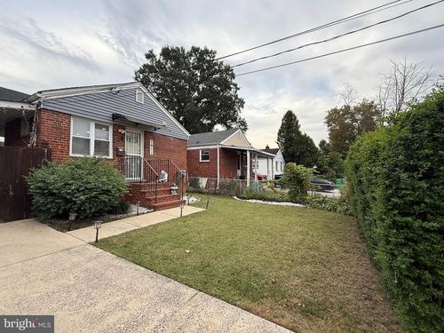 7911 25th Ave, Adelphi, MD, 20783-2635 | Card Image