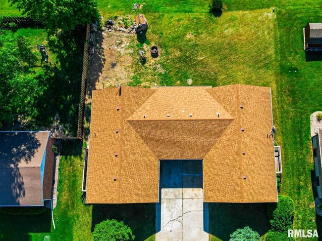 2210-2212 W Huntington Dr, Home with 0 bedrooms, 0 bathrooms and 2 parking in Quincy IL | Image 22