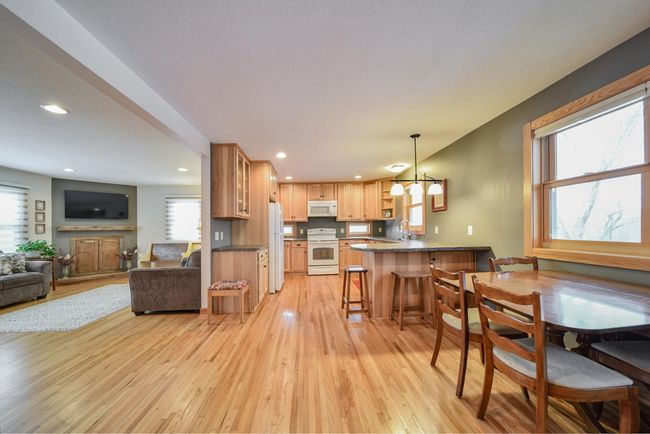 Kitchen/Dining/Living Rooms | Image 19
