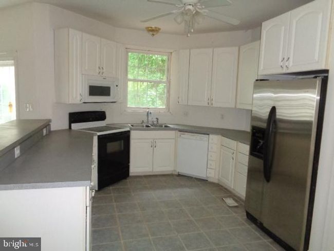 4365 Family Cir, House other with 5 bedrooms, 4 bathrooms and null parking in PRINCE FREDERICK MD | Image 6