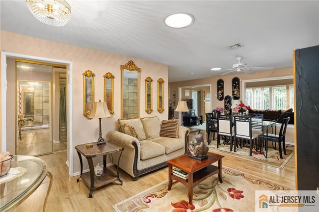 128B - 128 Balsam Plz, Townhouse with 2 bedrooms, 2 bathrooms and null parking in Monroe NJ | Image 7