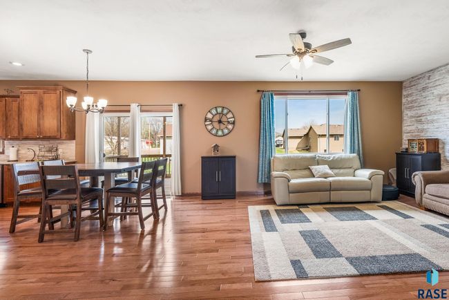100 Oak Ave, House other with 6 bedrooms, 4 bathrooms and null parking in Crooks SD | Image 6