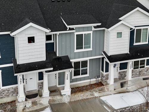 305 E Serenity Ave, Tooele, UT, 84074-3626 | Card Image