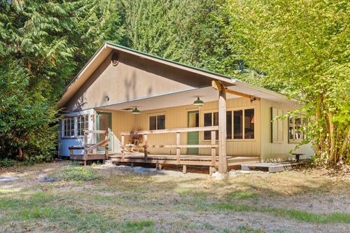 3175 Plumtree Rd, Cobble Hill, BC, V8H0B5 | Card Image