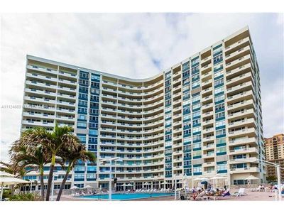 519 - 3180 S Ocean Dr, Condo with 2 bedrooms, 2 bathrooms and null parking in Hallandale Beach FL | Image 3