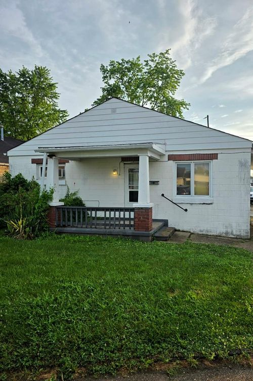 24 Leggett Ave, Chillicothe, OH, 45601-2837 | Card Image