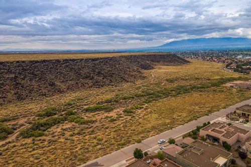 8705 Mesa Rain Rd Nw, Albuquerque, NM, 87120-3262 | Card Image