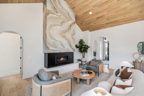 13975 27th St N, Stillwater, MN, 55082 | Card Image