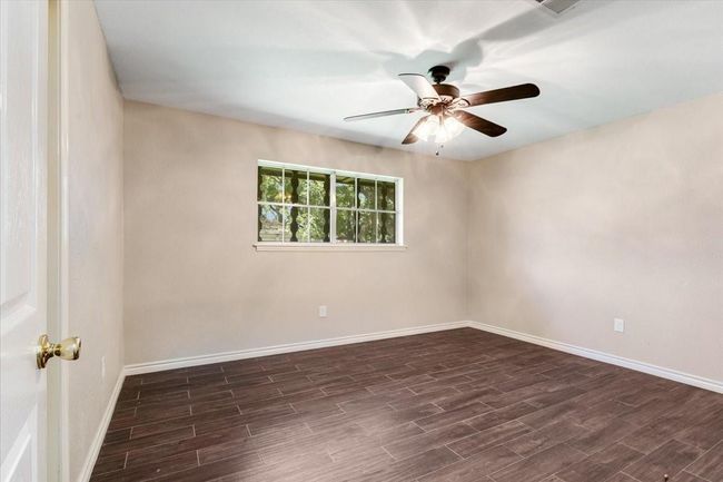 5003 Camden Ln, House other with 3 bedrooms, 2 bathrooms and 2 parking in Pearland TX | Image 17