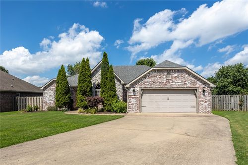 3000 Sw Silverbark Rd, Bentonville, AR, 72713-8314 | Card Image