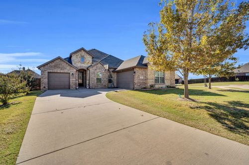 7202 Lone Star Way, Midlothian, TX, 76065-3933 | Card Image