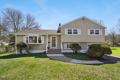 71 Ridge Rd, Cedar Grove, NJ, 07009-2005 | Card Image