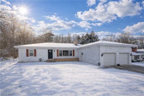 240 Winkler Dr, Wooster, OH, 44691-1643 | Card Image