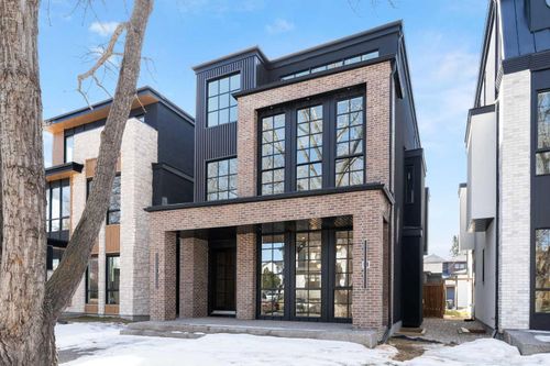 2405 4 Ave Nw, Calgary, AB, T2N0P3 | Card Image