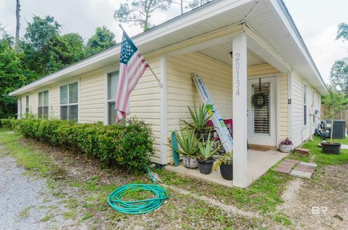 20134 Lowery Ln, Gulf Shores, AL, 36542-2777 | Card Image