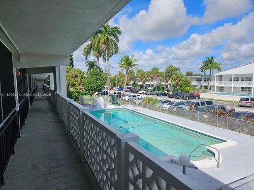 apt-211-1450 170th St, North Miami Beach, FL, 33162-2814 | Card Image