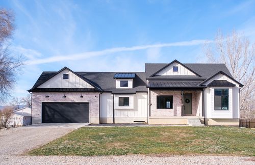 368 S 300 E, Mt Pleasant, UT, 84647-1851 | Card Image