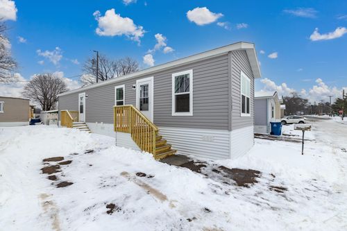 1267 Onondaga St Ne, Fridley, MN, 55432-3537 | Card Image