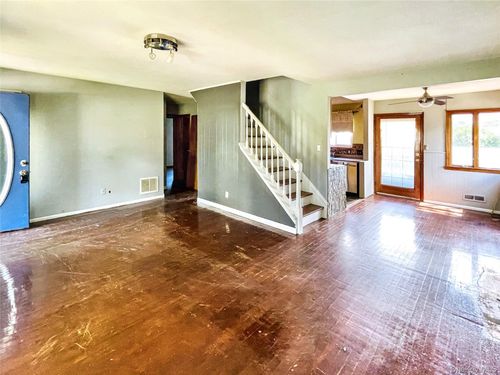 23 Woods Ln, Centereach, NY, 11720-2517 | Card Image