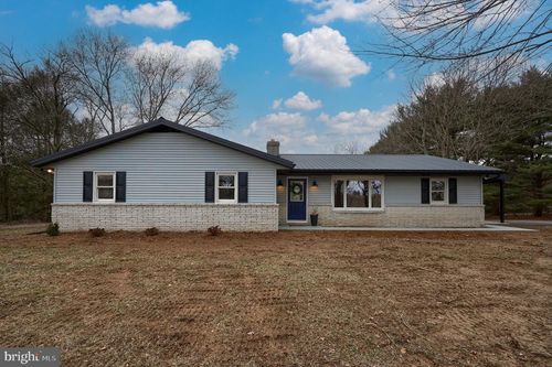 363 Lay Rd, DELTA, PA, 17314-8516 | Card Image