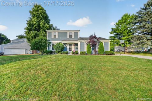 24525 Jamestowne Rd, Novi, MI, 48375-2325 | Card Image