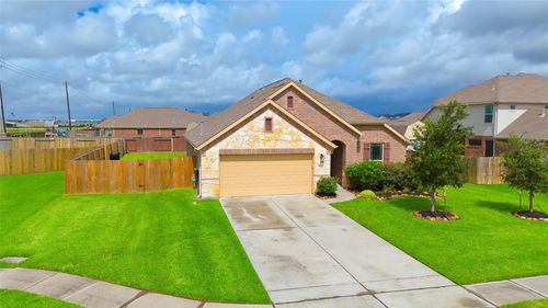 9107 Brett Ct, Mont Belvieu, TX, 77523-5099 | Card Image