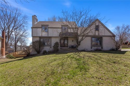 9709 N Harrison St, Kansas City, MO, 64155-2120 | Card Image