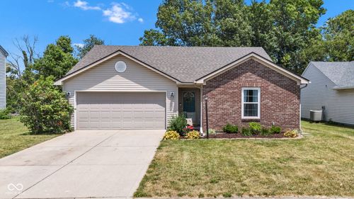 7702 Wood Stream Dr, Indianapolis, IN, 46239-8767 | Card Image