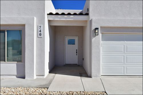 740 Weiermann, Horizon City, TX, 79928-7716 | Card Image