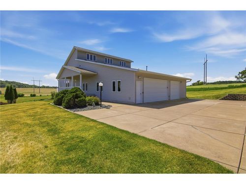 E4948 429th Ave, Menomonie, WI, 54751-5660 | Card Image