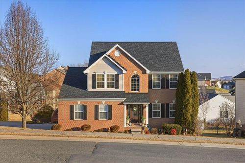 191 Eisenhower Dr, BROADWAY, VA, 22815-9745 | Card Image