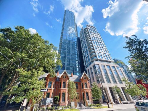 2608-3 Gloucester St, Toronto, ON, M4Y0C6 | Card Image