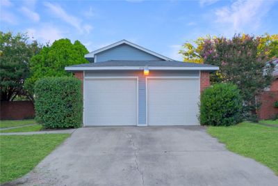 4701 Poppy Drive E, House other with 3 bedrooms, 2 bathrooms and 2 parking in Fort Worth TX | Image 2