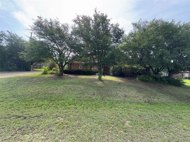 2720 Dorothy Dr, House other with 4 bedrooms, 3 bathrooms and null parking in Cleburne TX | Image 12