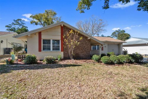 12501 Stagecoach Ln, Bayonet Point, FL, 34667-2614 | Card Image
