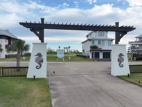 414 Seagrass, Port Bolivar, TX, 77650 | Card Image
