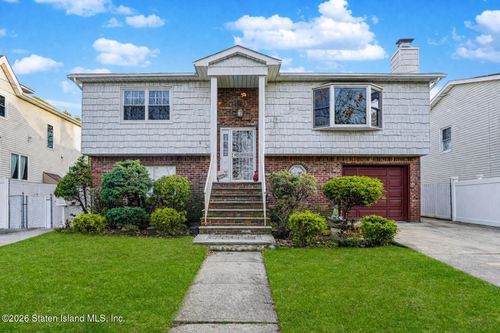 72 Reading Ave, Staten Island, NY, 10312-2022 | Card Image